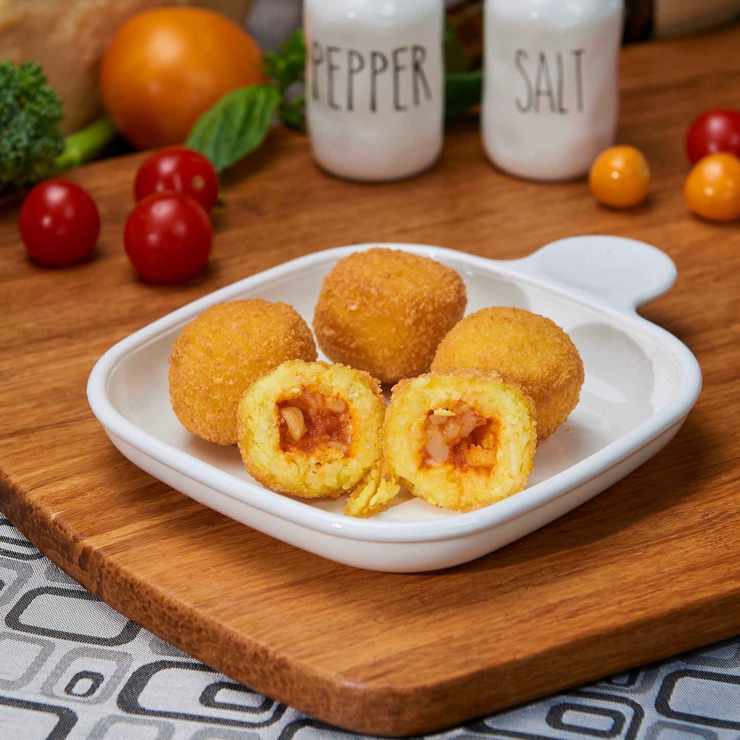 Mini Arancini (Tomato Sauce & Mozzarella)